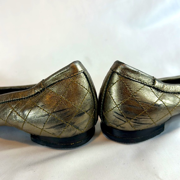 AGL Size 42-1/2 Black patent leather toe with Gold Quilted flat with Silver. - Picture 10 of 12